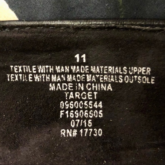 NWT MERONA Black & White Pattered Pointed Flats Size 11 - Picture 7 of 7